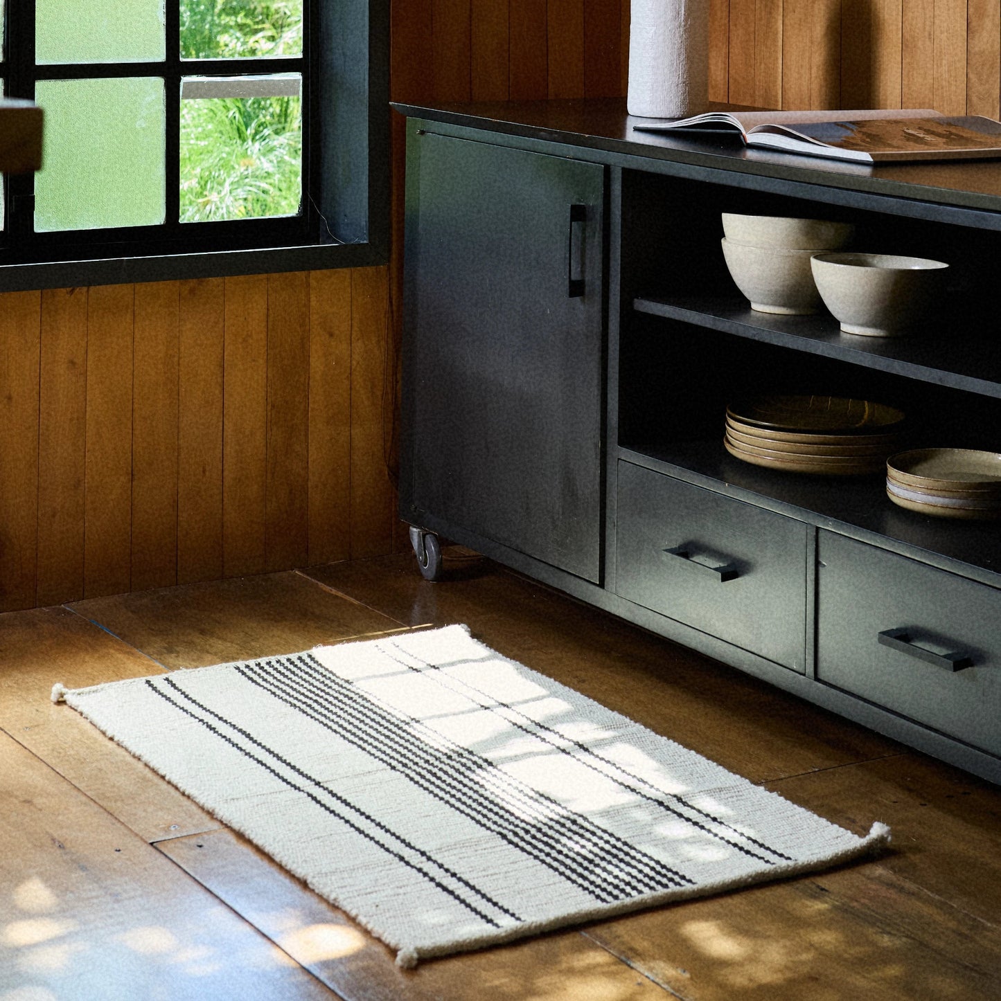 Rug Retama︱Natural & Black