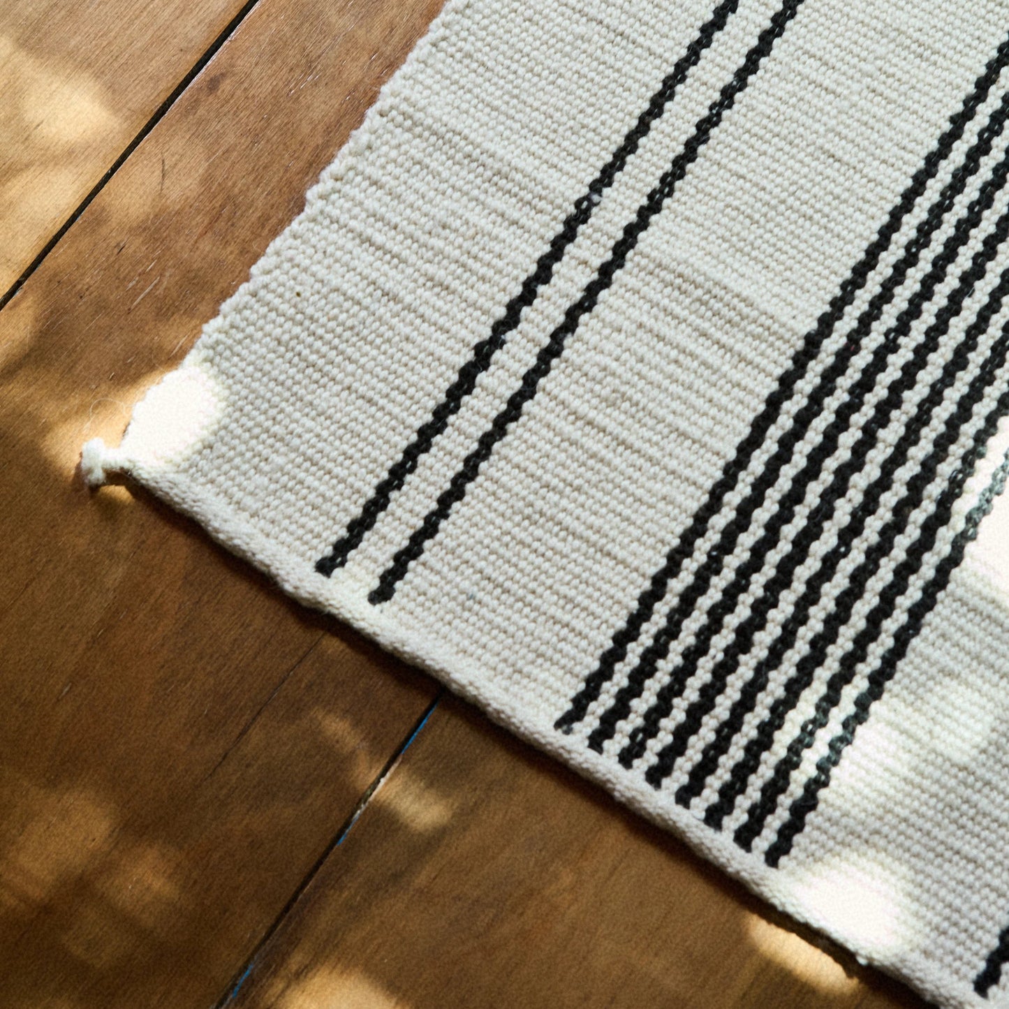 Rug Retama︱Natural & Black