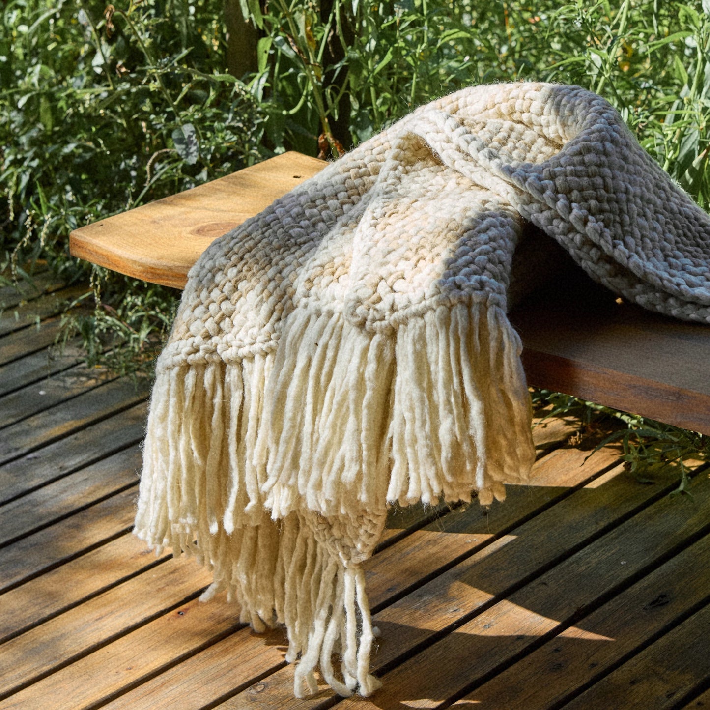 Caburé Throw︱Natural & Tea